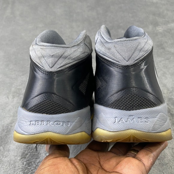 Nike Basketball Shoes Mens 13 Black LeBron Zoom Soldier VII BHM 609679-001 Strap main image 8